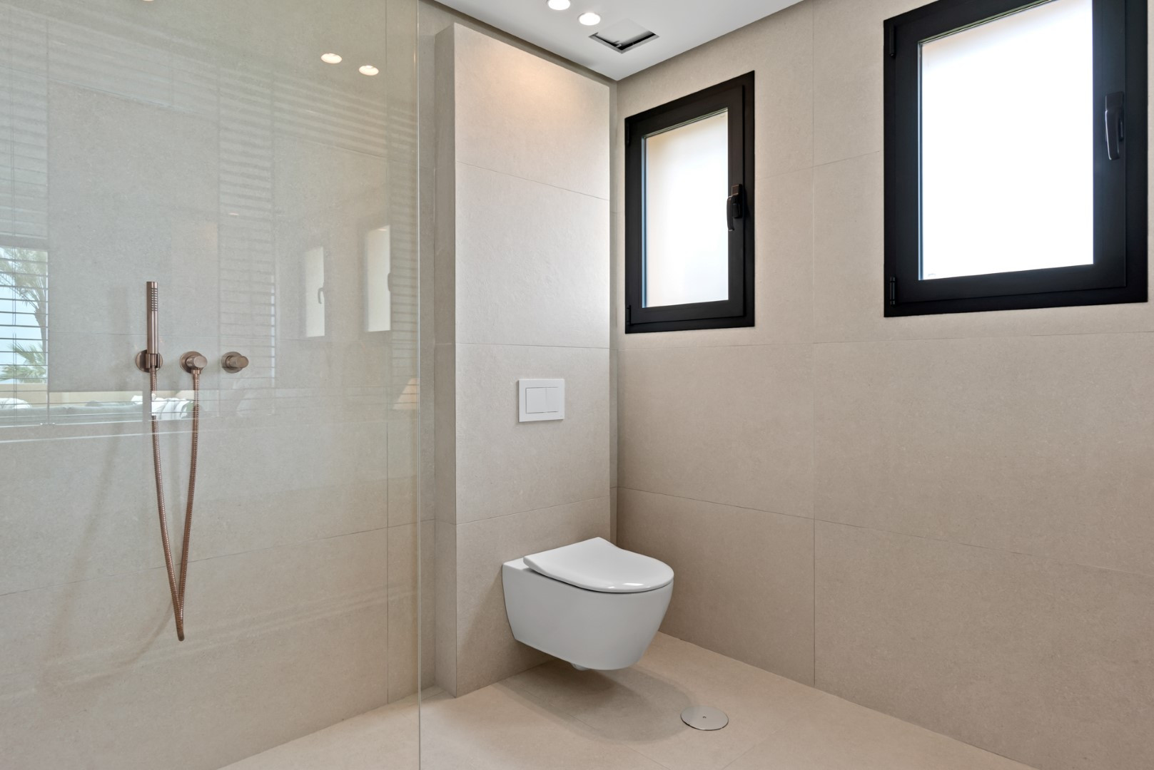 3 Bedroom Apartment in Estepona - Photo 25
