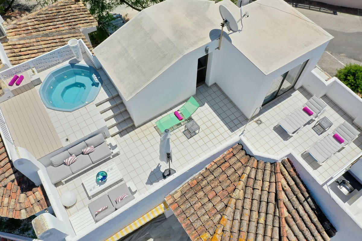 Apartamento com 5 quartos com piscina em Málaga, Espanha – Foto 2