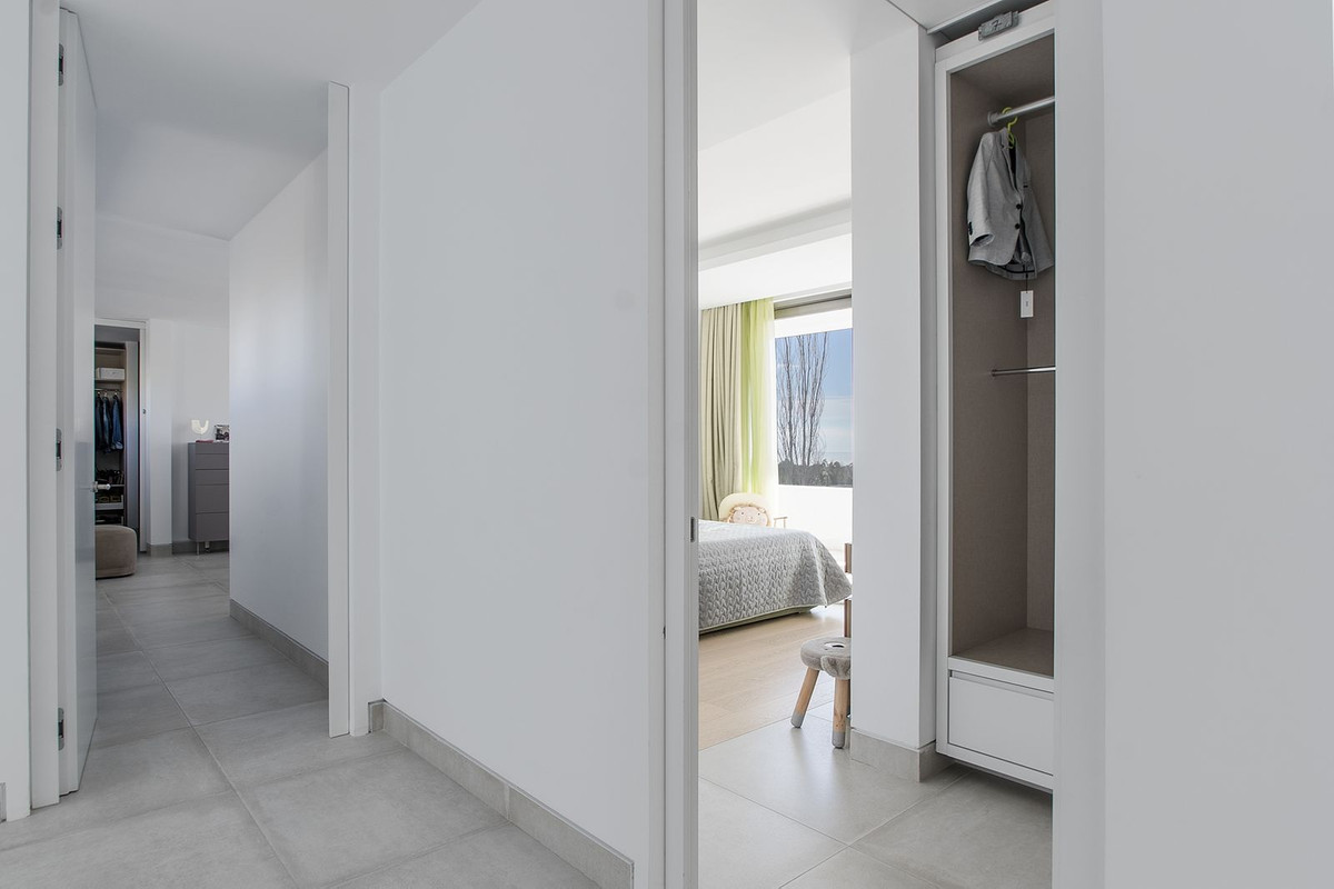 5 Bedroom Villa in Benahavís - Foto 17