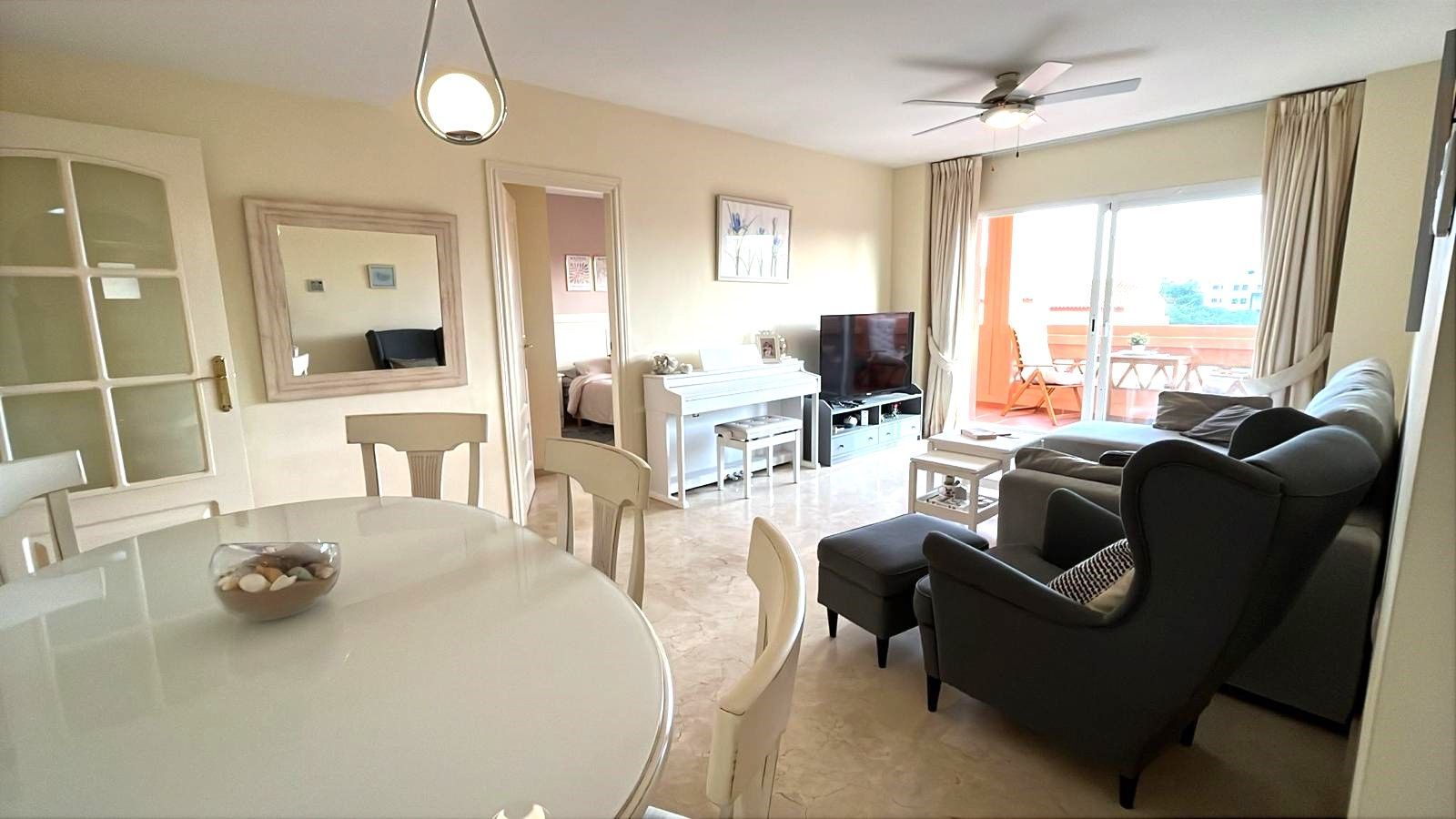3 Bedroom Apartment in Mijas - Photo 6