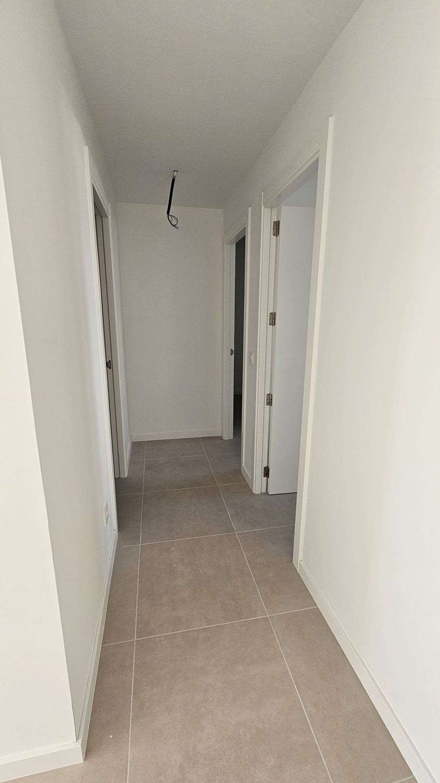 2 Bedroom Apartment in Estepona - Photo 25