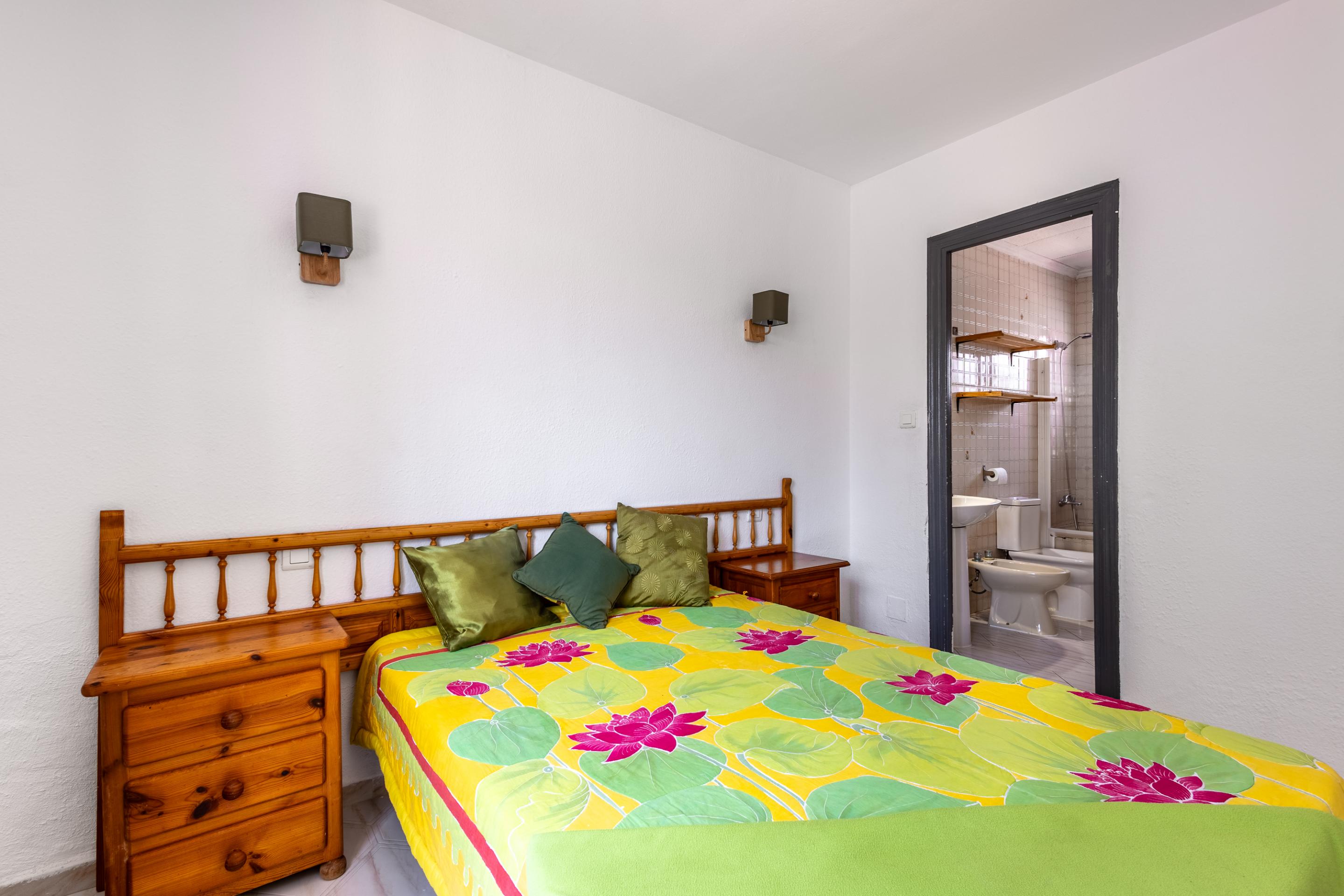 4 Bedroom Townhouse in Mijas - Photo 14