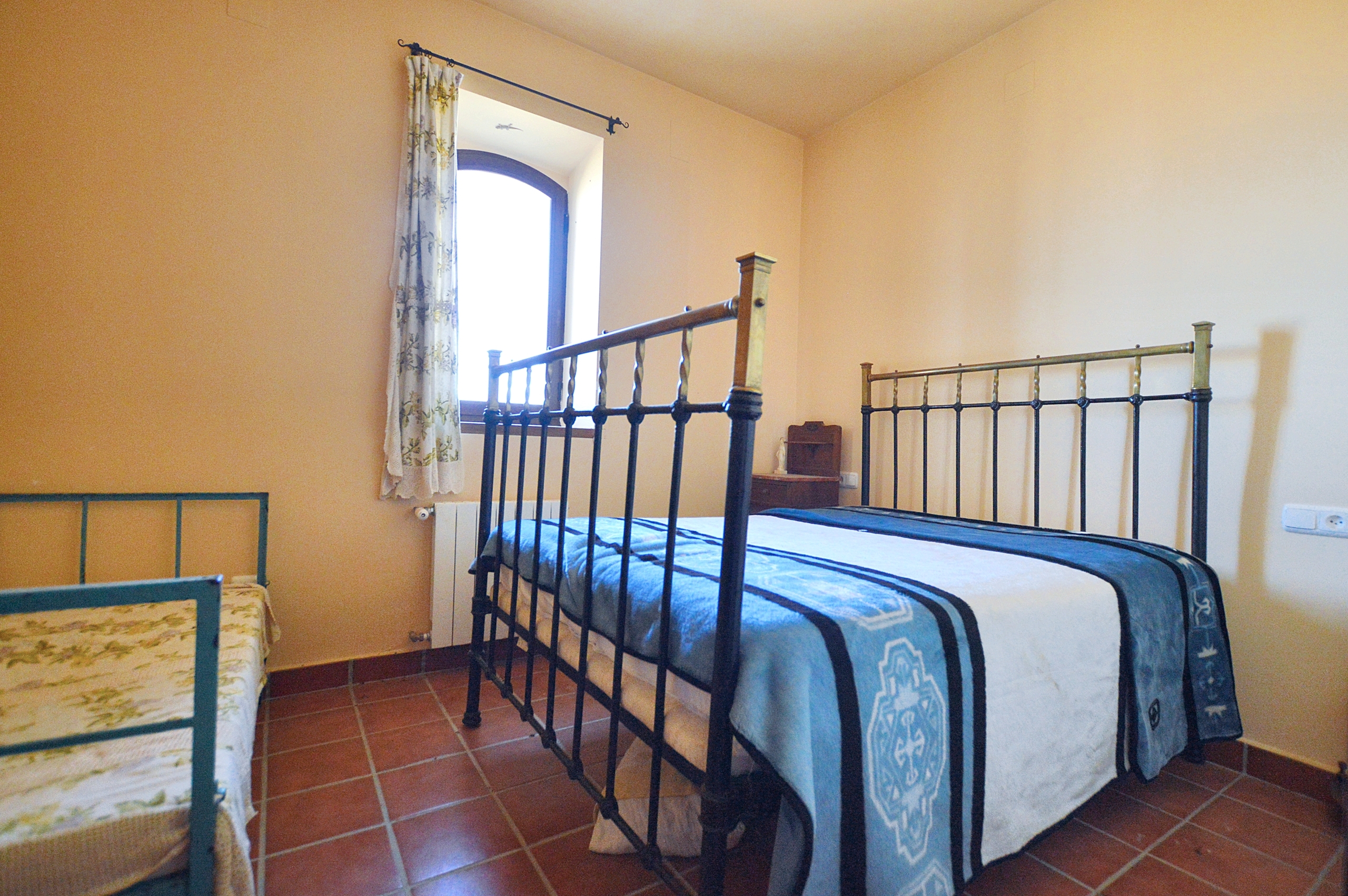 Chalet de 4 dormitorios en Granada – Foto 14