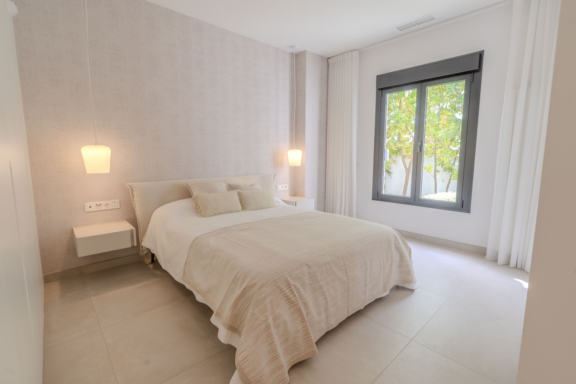 5 Bedroom Villa in Marbella - Photo 25