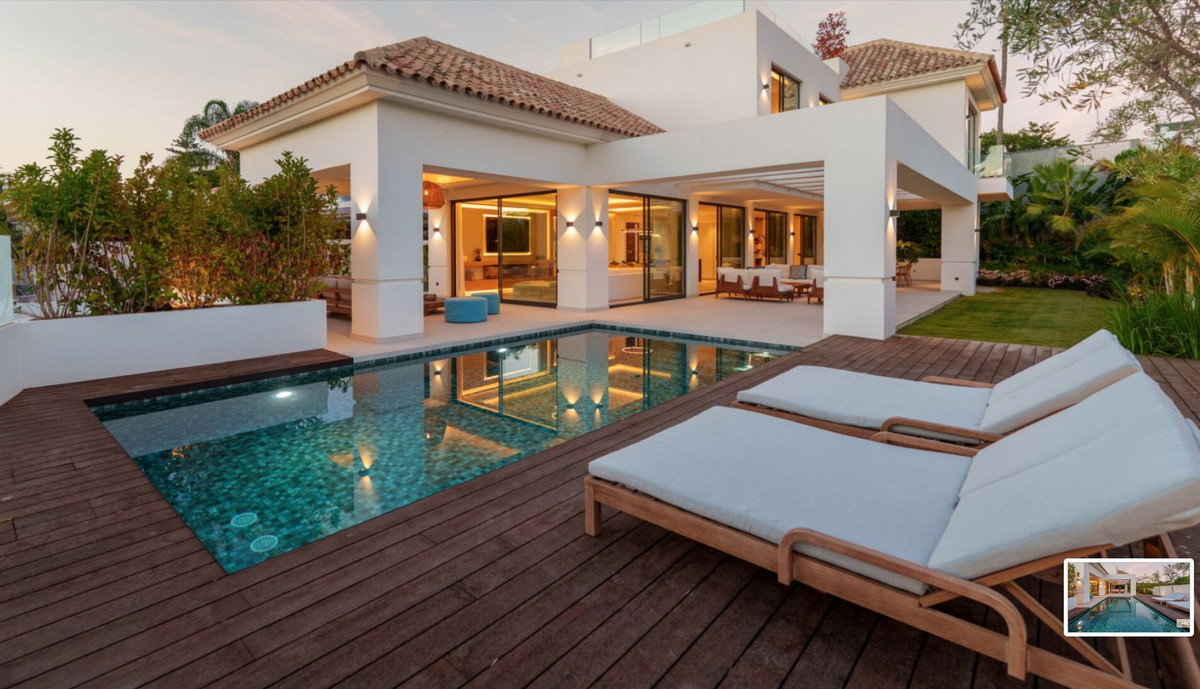 5 Bedroom Villa in San Pedro de Alcántara - Photo 2