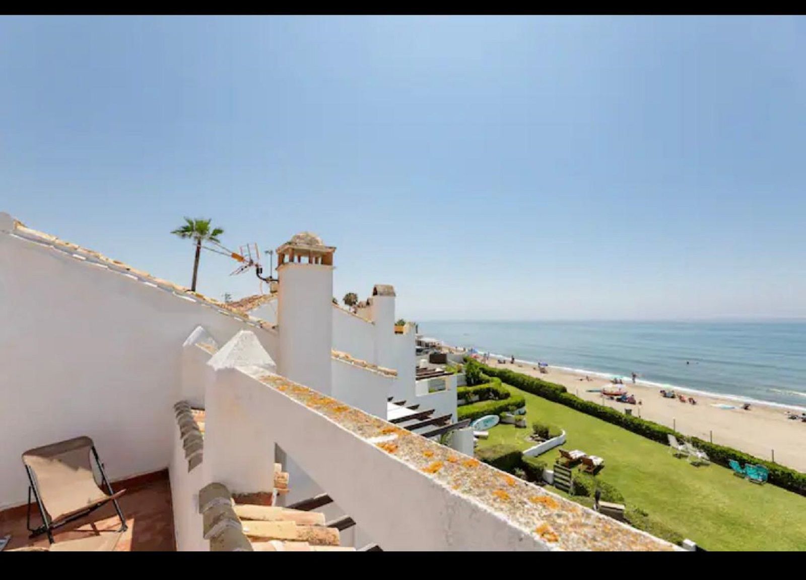 4 Bedroom Villa in Marbella - Photo 2