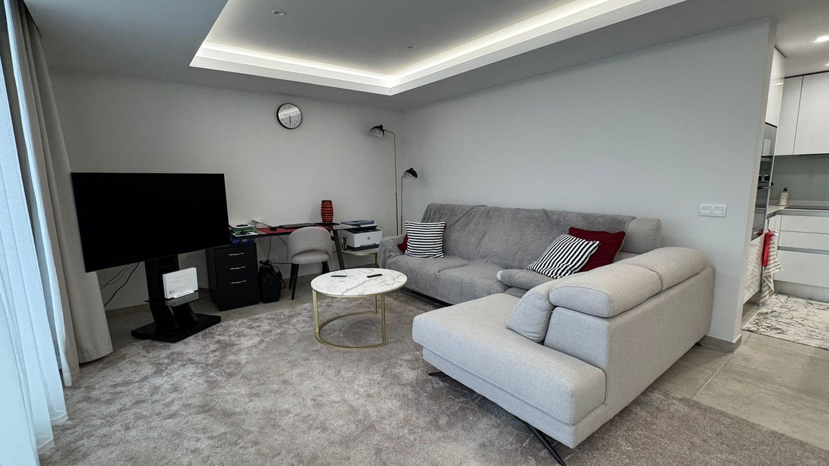 2 Bedroom Penthouse in Estepona - Foto 19