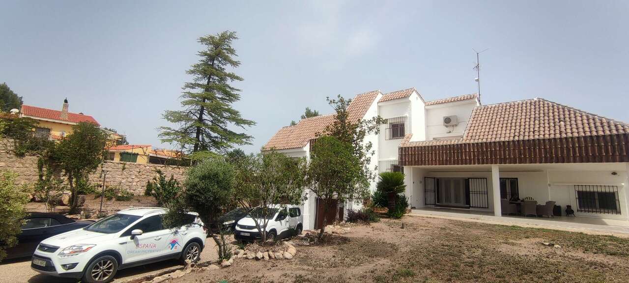 Local con piscina en Valencia – Foto 6