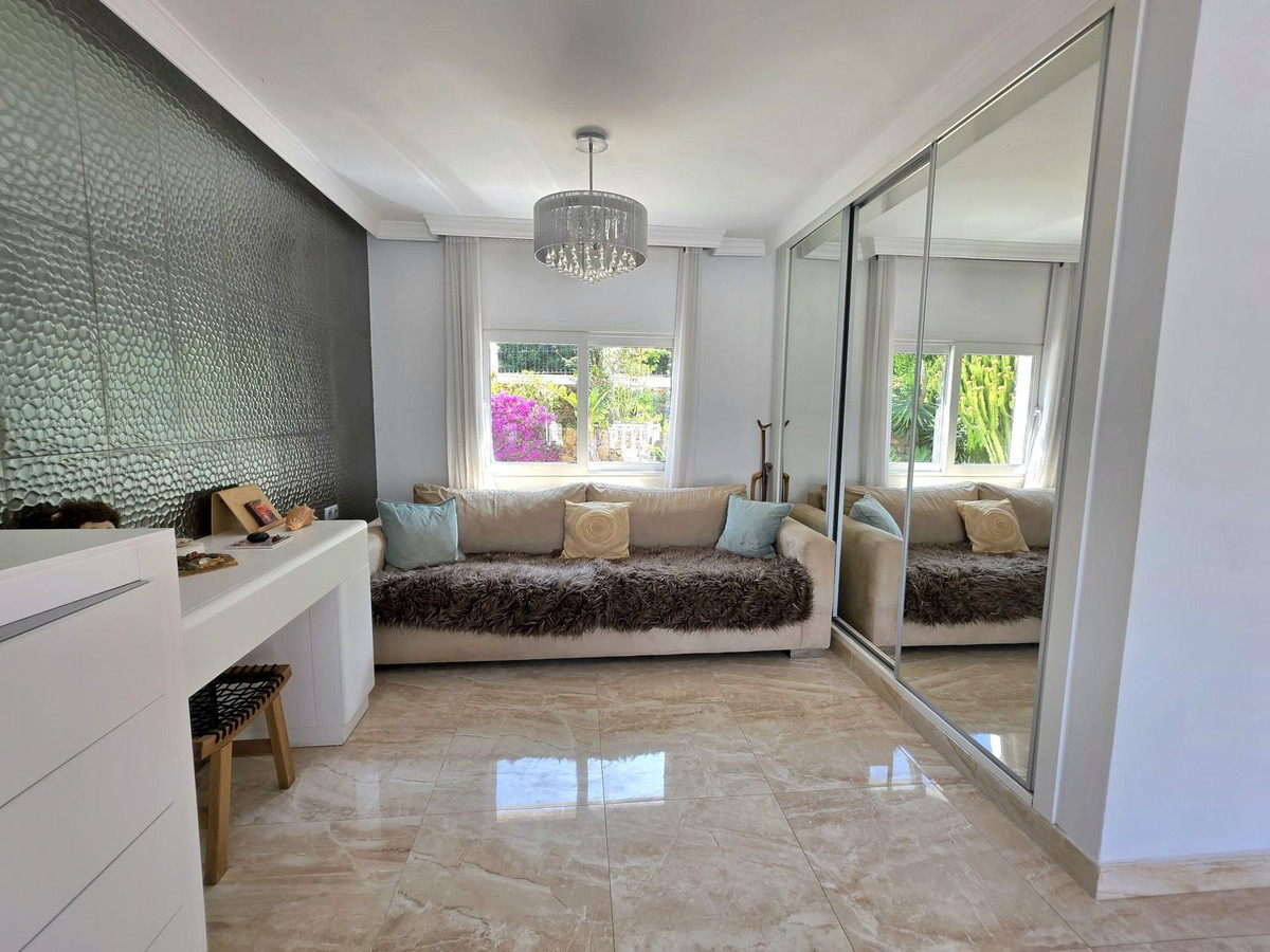 5 Bedroom Villa in Marbella - Foto 14