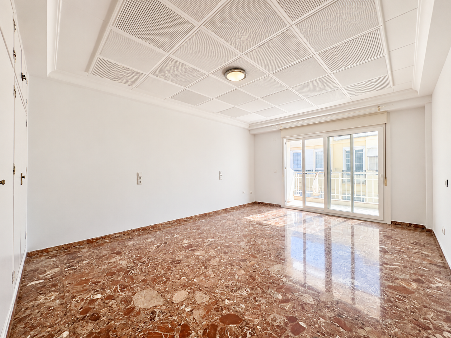 3 Bedroom Apartment in Fuengirola - Photo 15