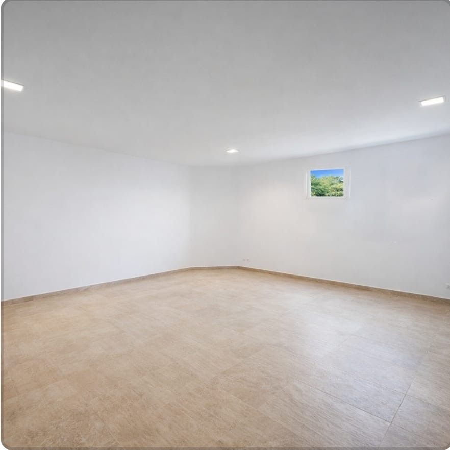 4 Bedroom Villa in Estepona - Photo 22