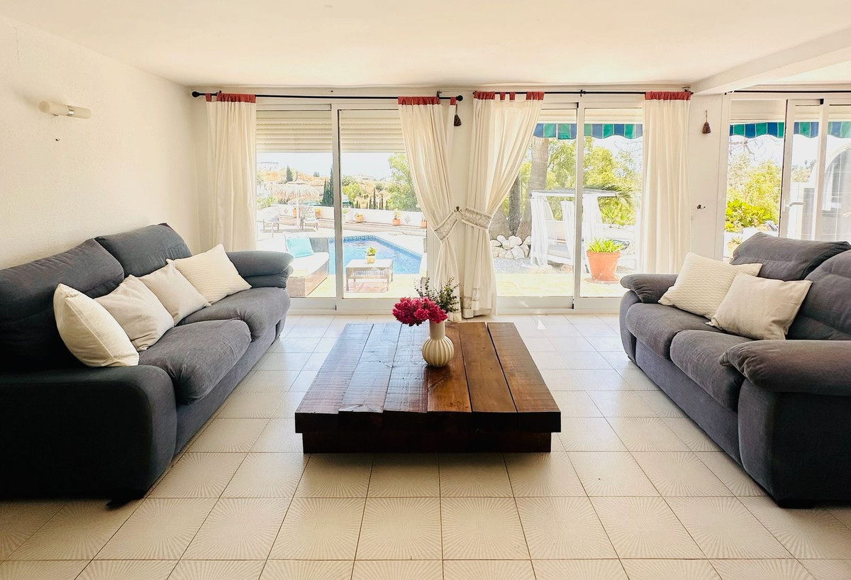 5 Bedroom Villa in Benalmádena - Foto 5