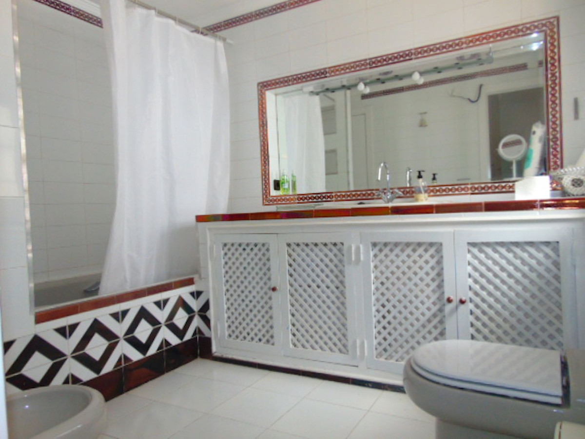 4 Bedroom Villa in San Pedro de Alcántara - Foto 16