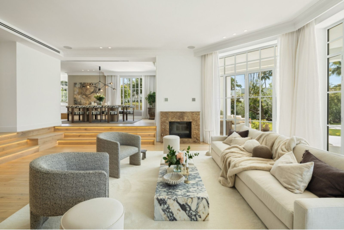 5 Bedroom Villa in Marbella - Photo 9