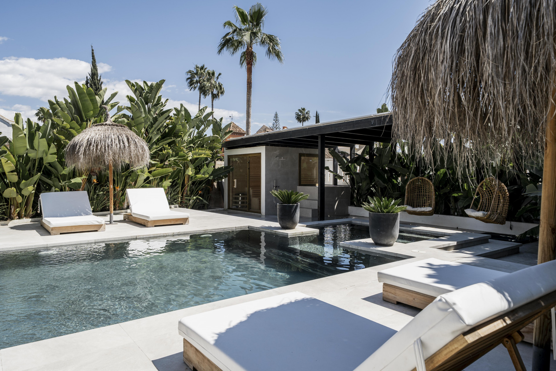 6 Bedroom Villa in Marbella - Photo 7