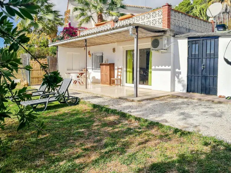 7 Bedroom Villa in Estepona - Photo 40