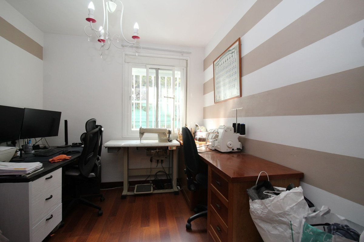 4 Bedroom Townhouse in Coín - Foto 24