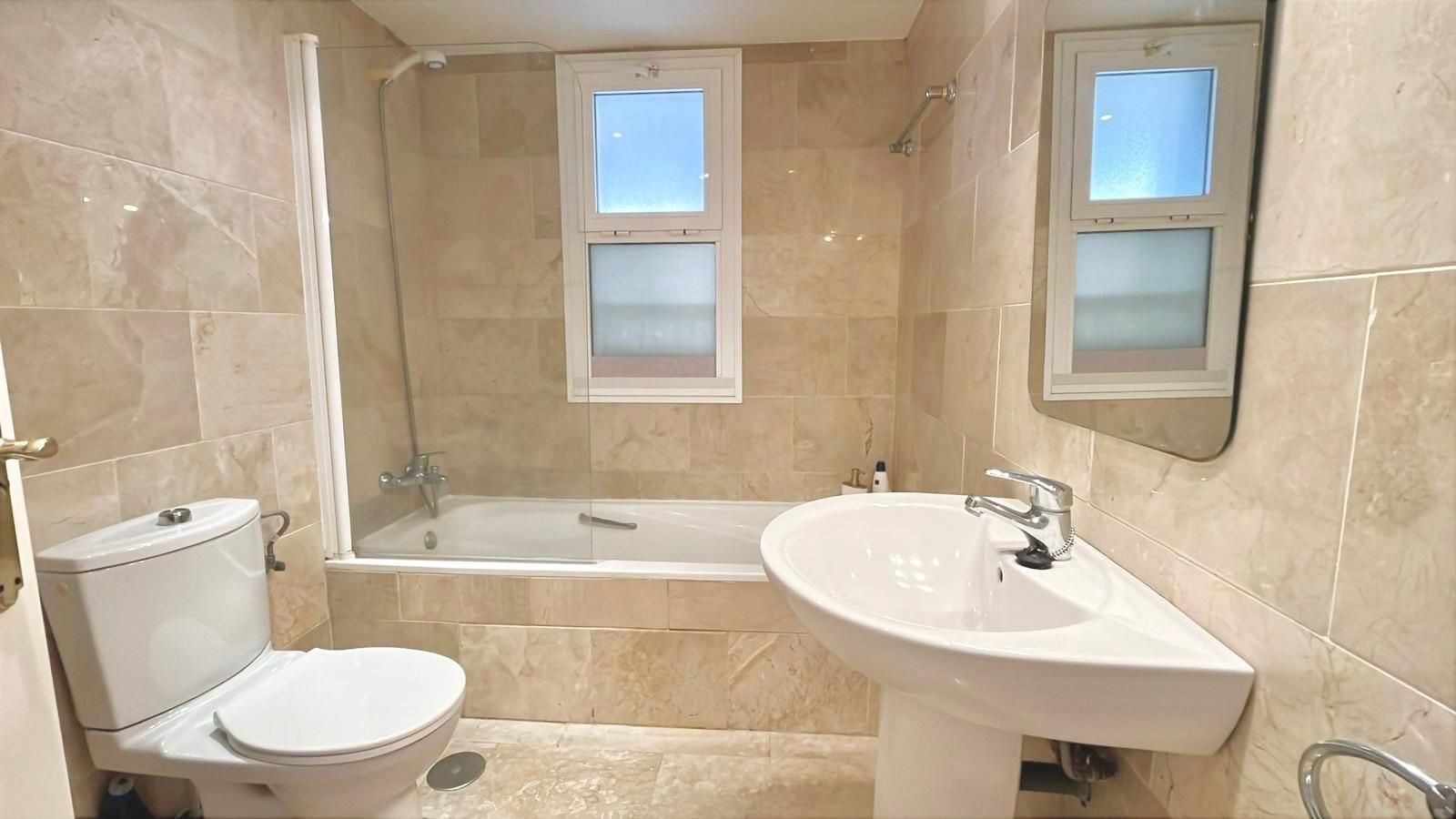 3 Bedroom Apartment in Mijas - Photo 20