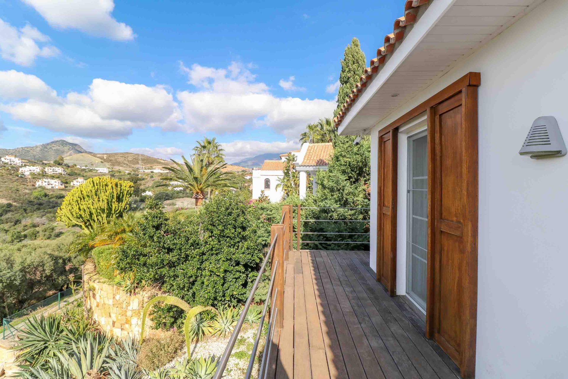 4 Bedroom Villa in Estepona - Photo 13