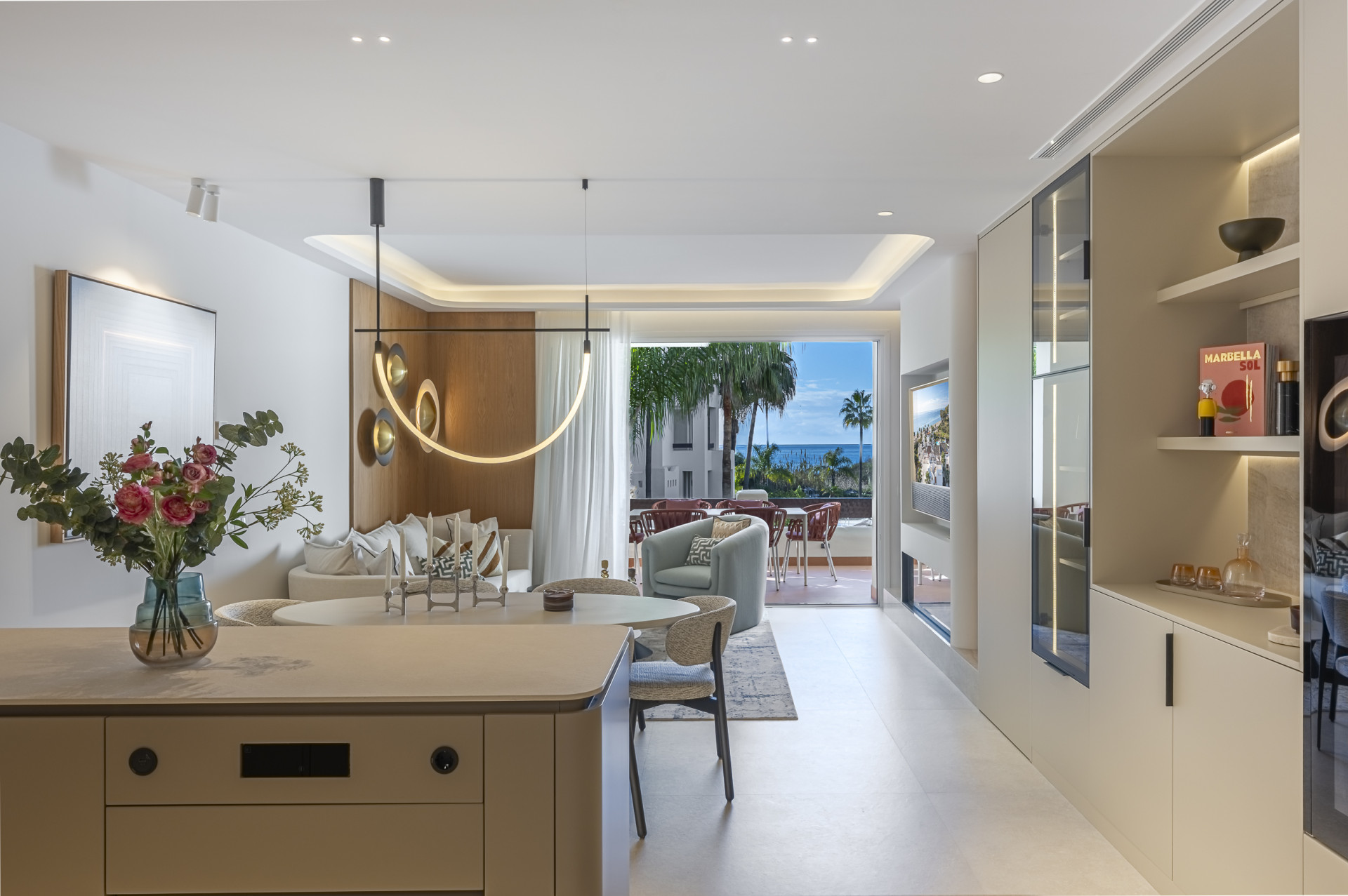 3 Bedroom Apartment in Estepona - Photo 10