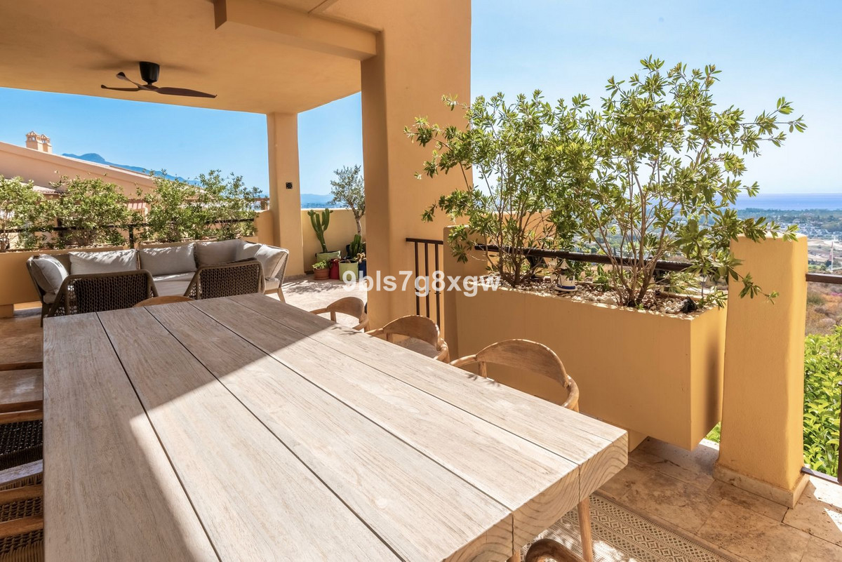 3 Bedroom Apartment in Benahavís - Фото 3