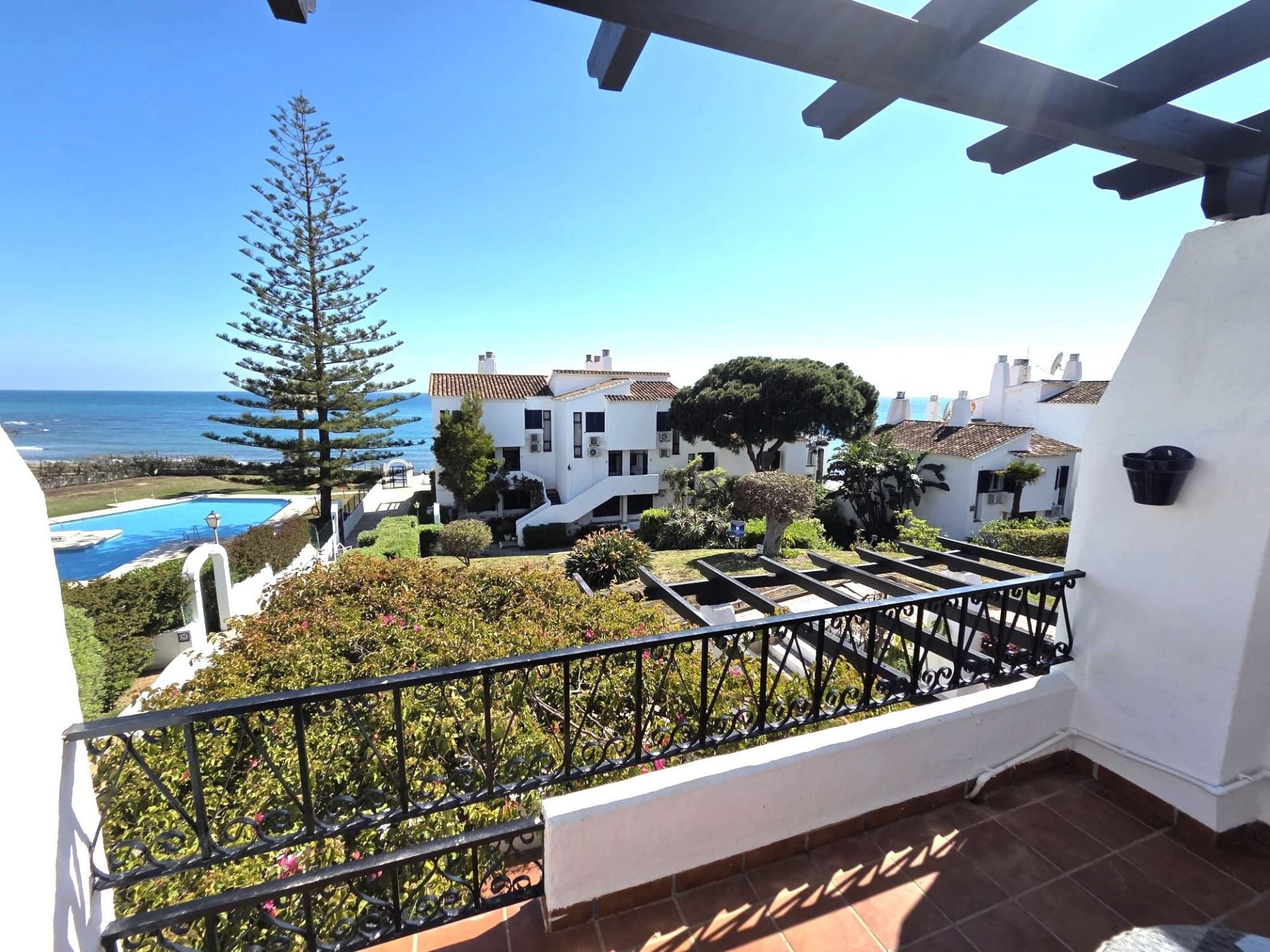 2 Bedroom Apartment in Mijas - Photo 13