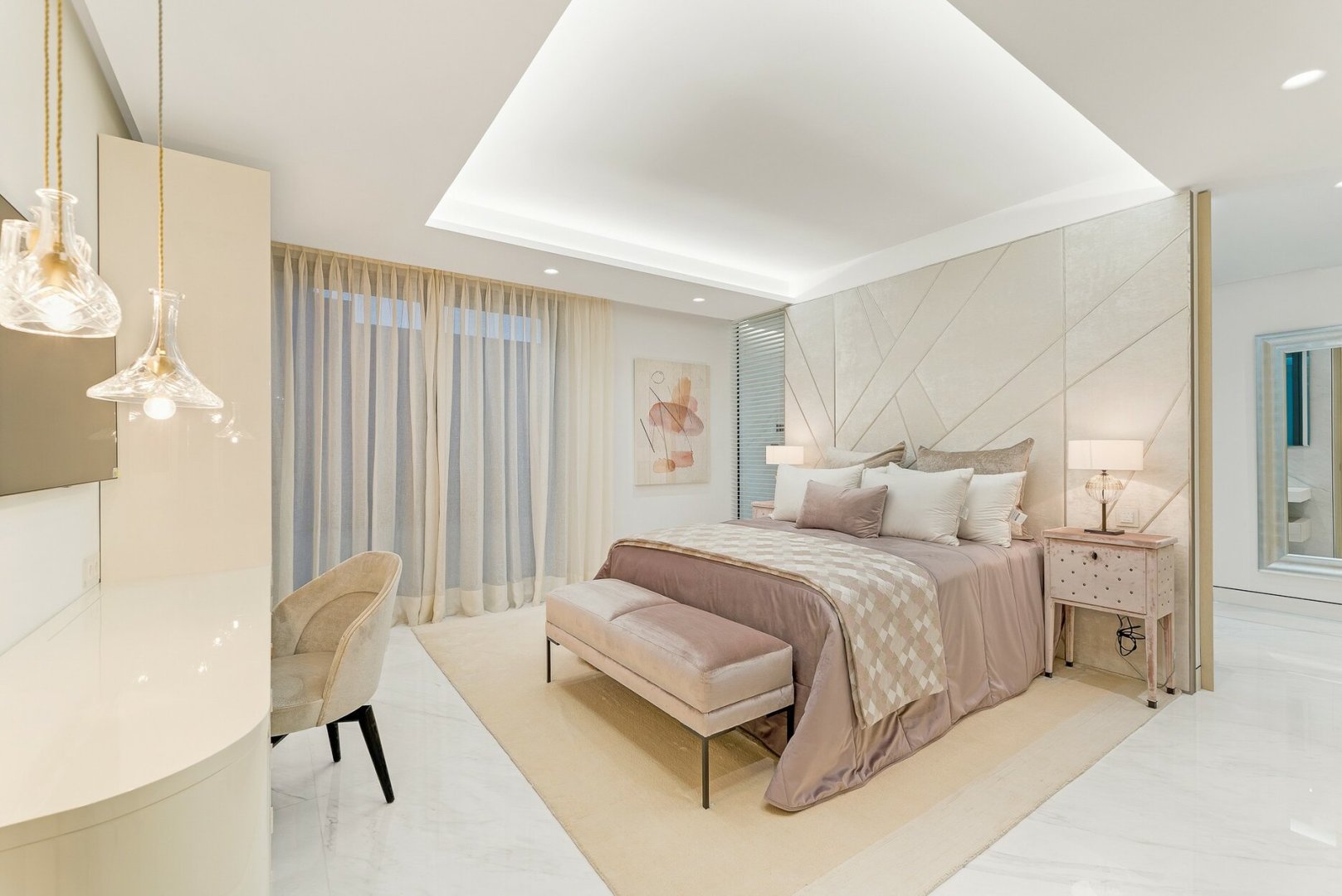 4 Bedroom Apartment in Estepona - Photo 15