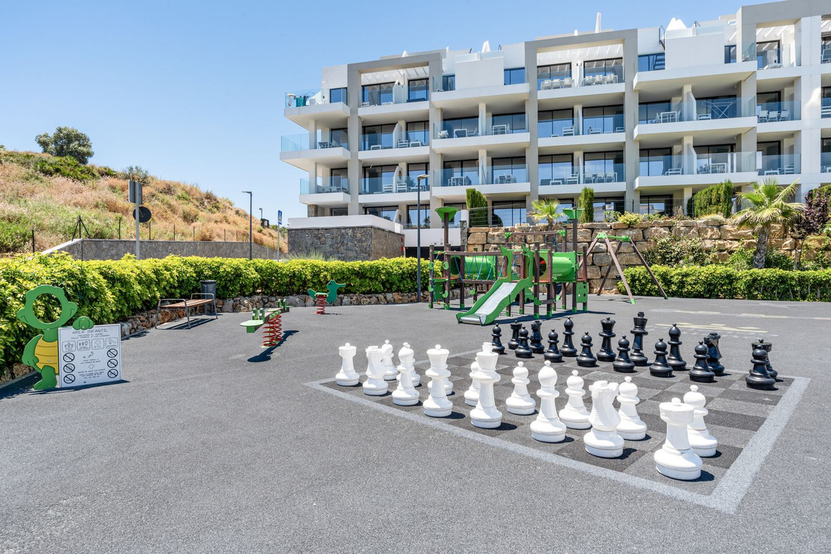 2 Bedroom Apartment in Mijas - Photo 23