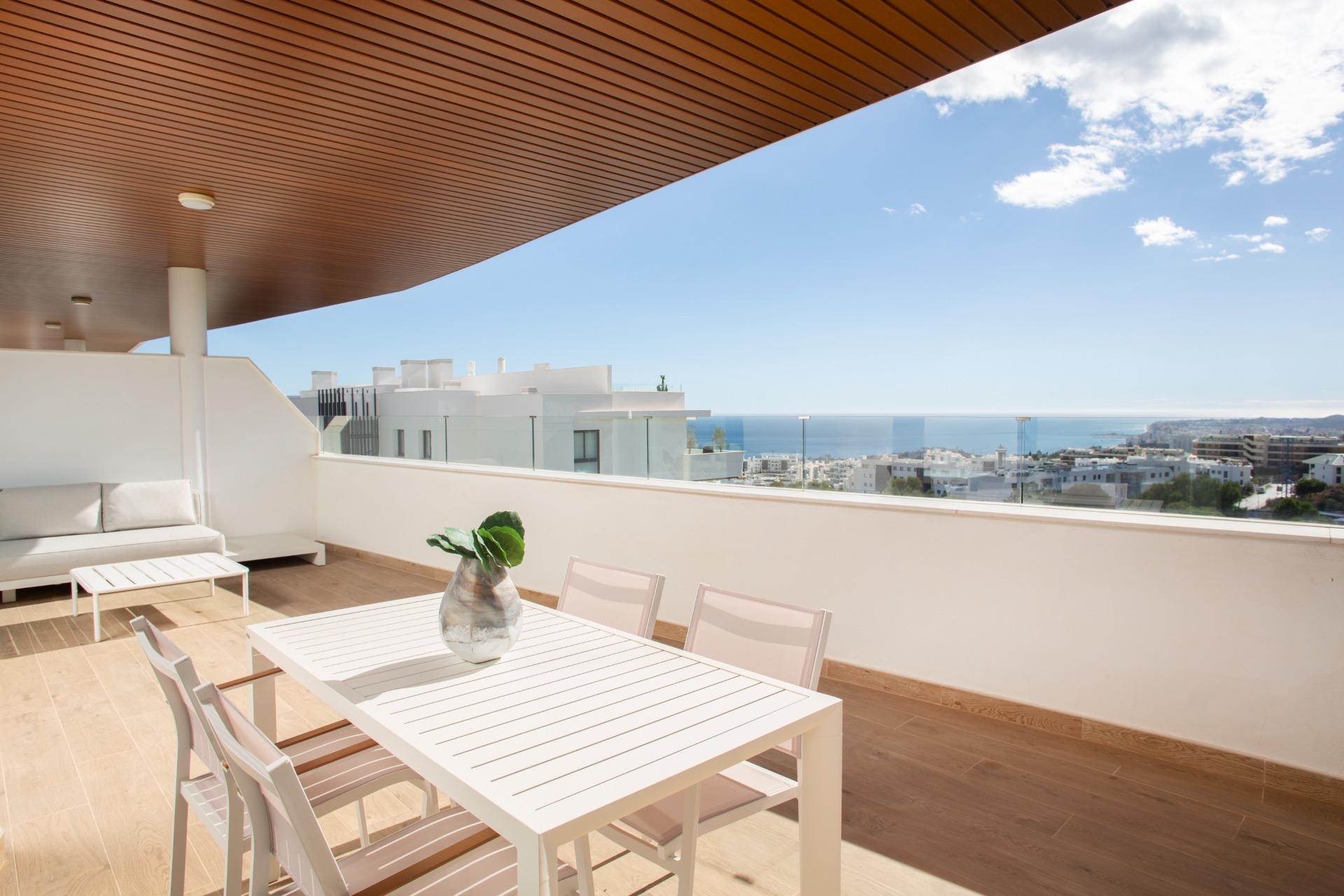 2 Bedroom Apartment in Benalmádena - Foto 3
