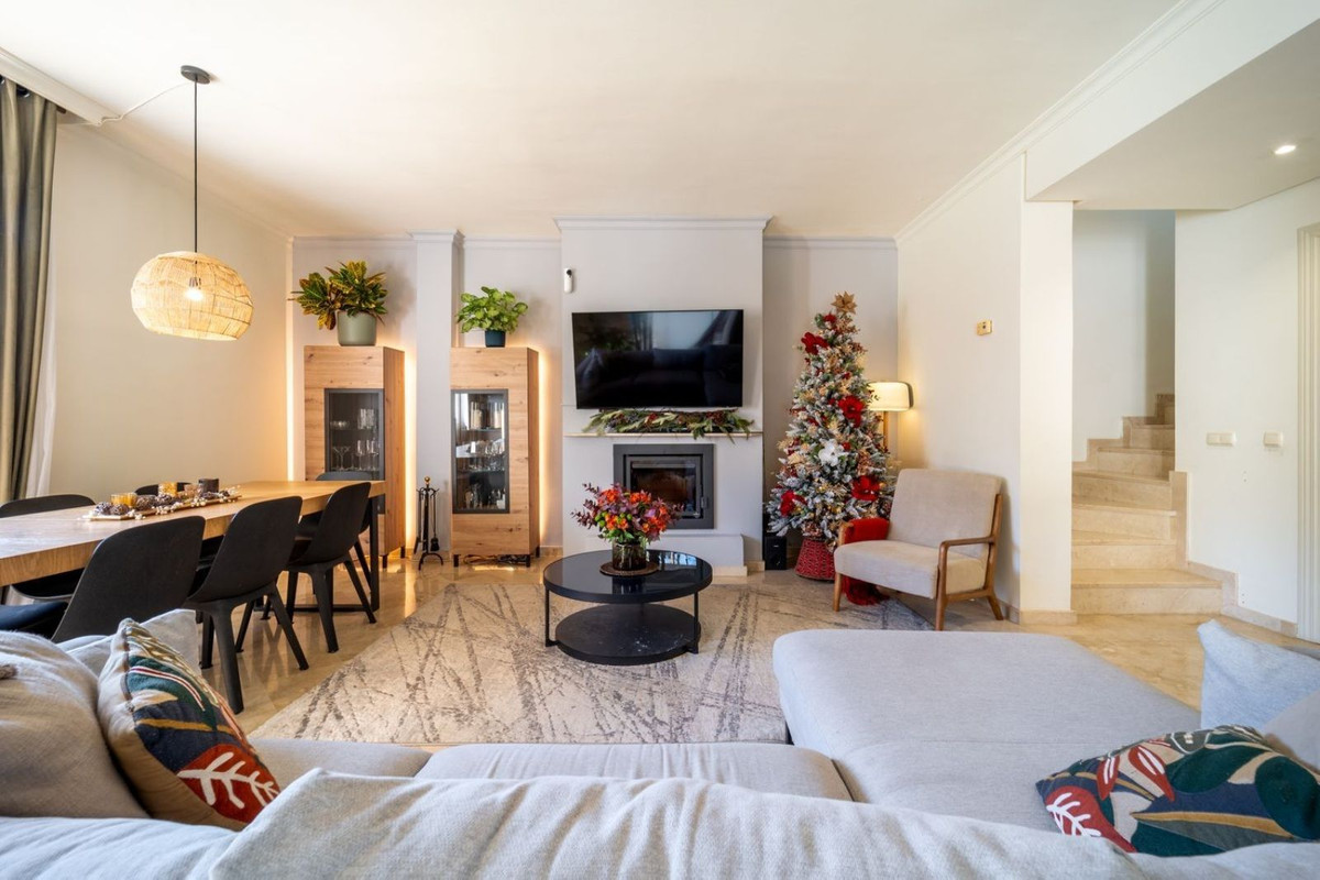 3 Bedroom Apartment in Benahavís - Foto 17