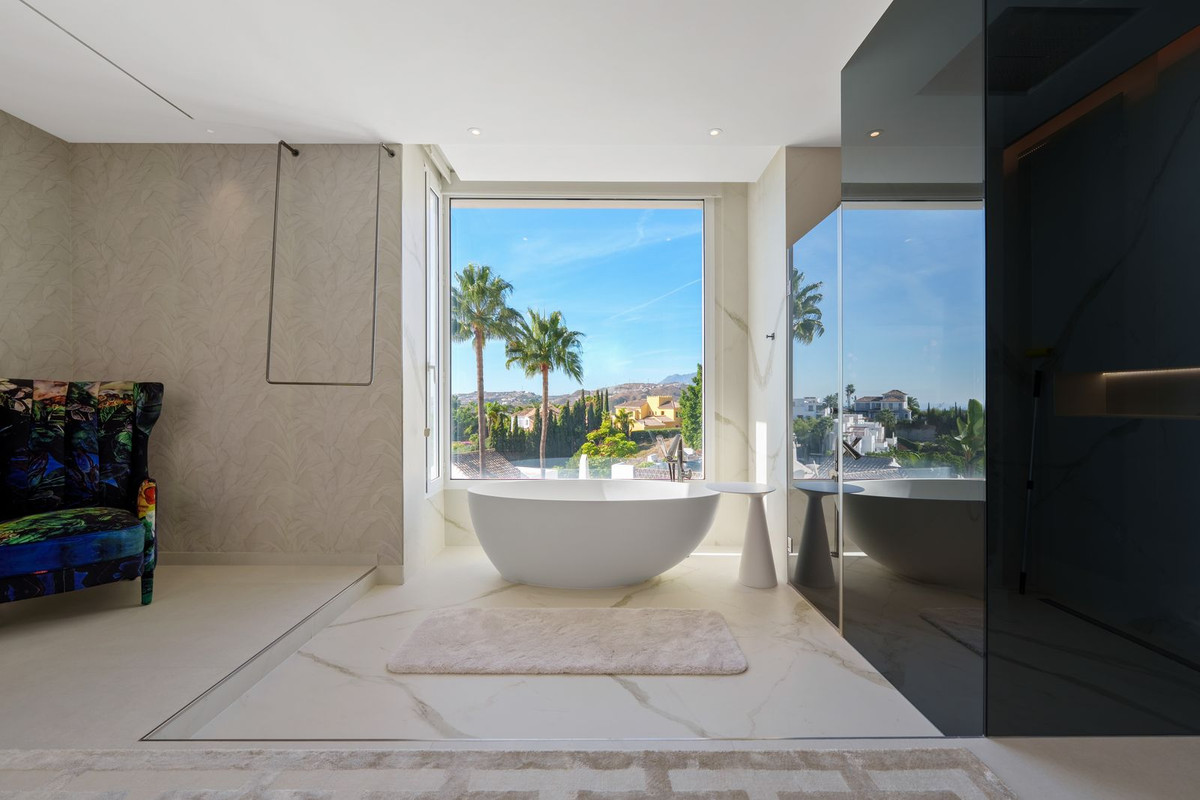 9 Bedroom Villa in Benahavís - Foto 42