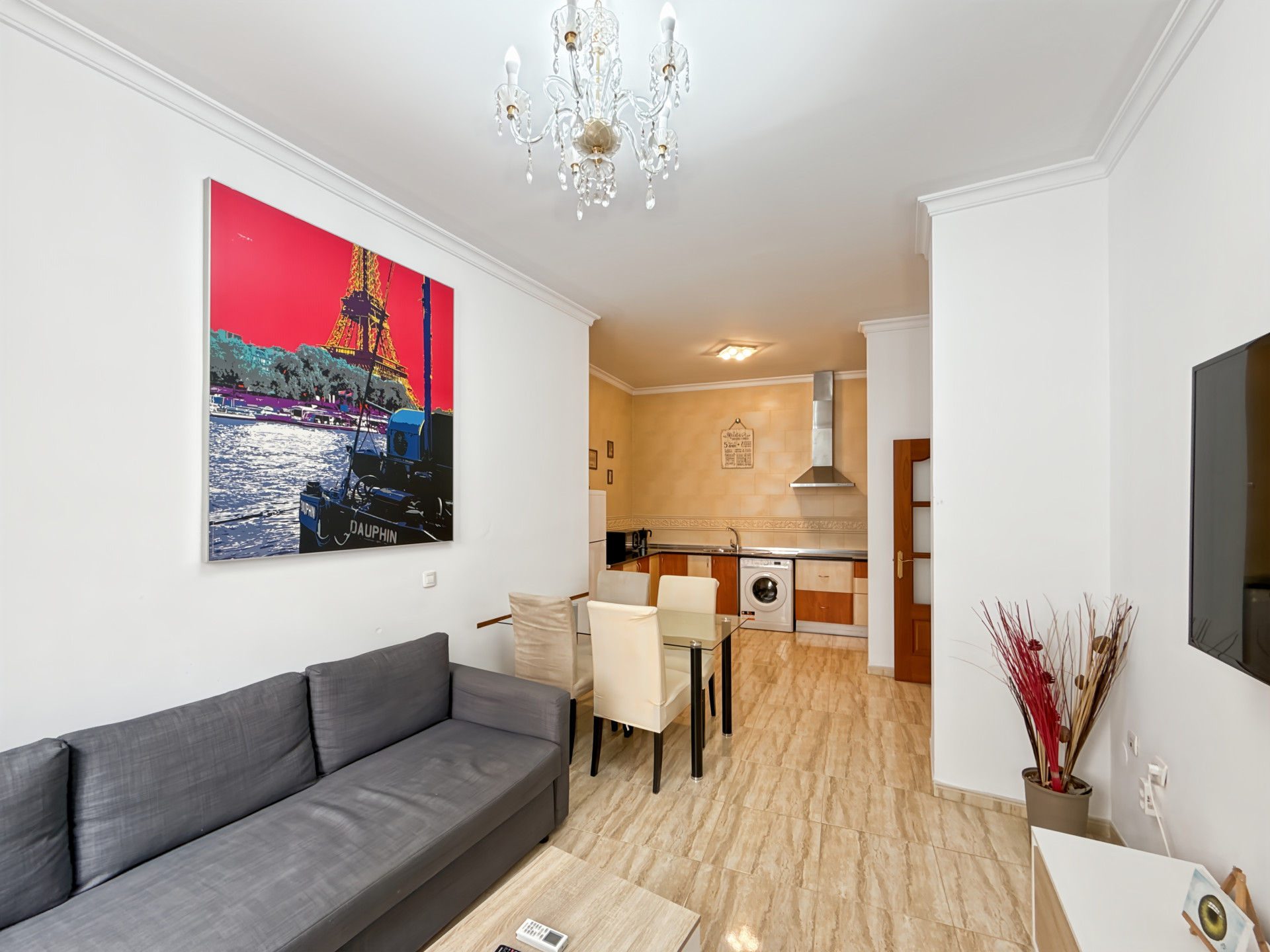 4 Bedroom Apartment in Málaga - Photo 18