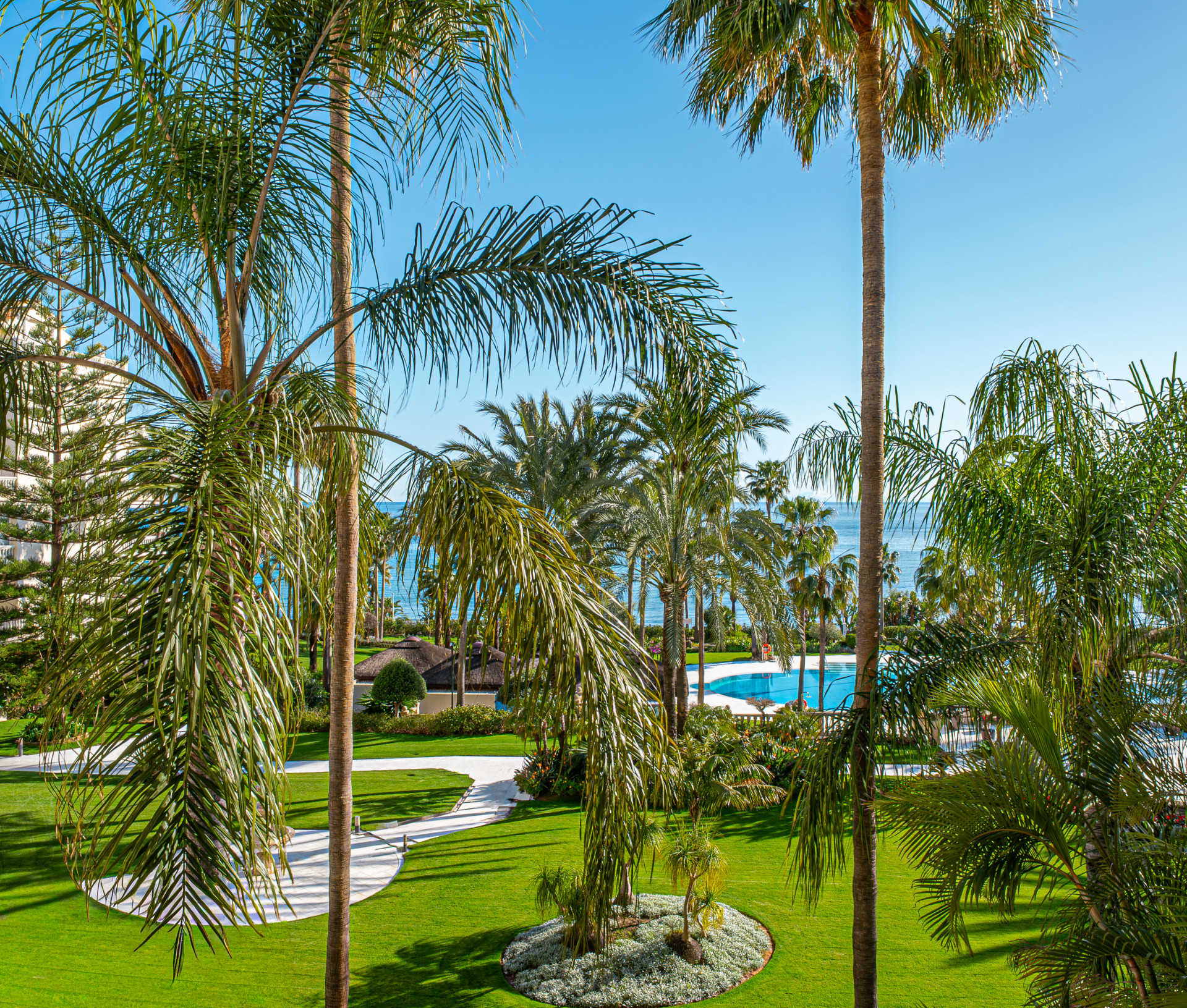 3 Bedroom Apartment in Estepona - Photo 16