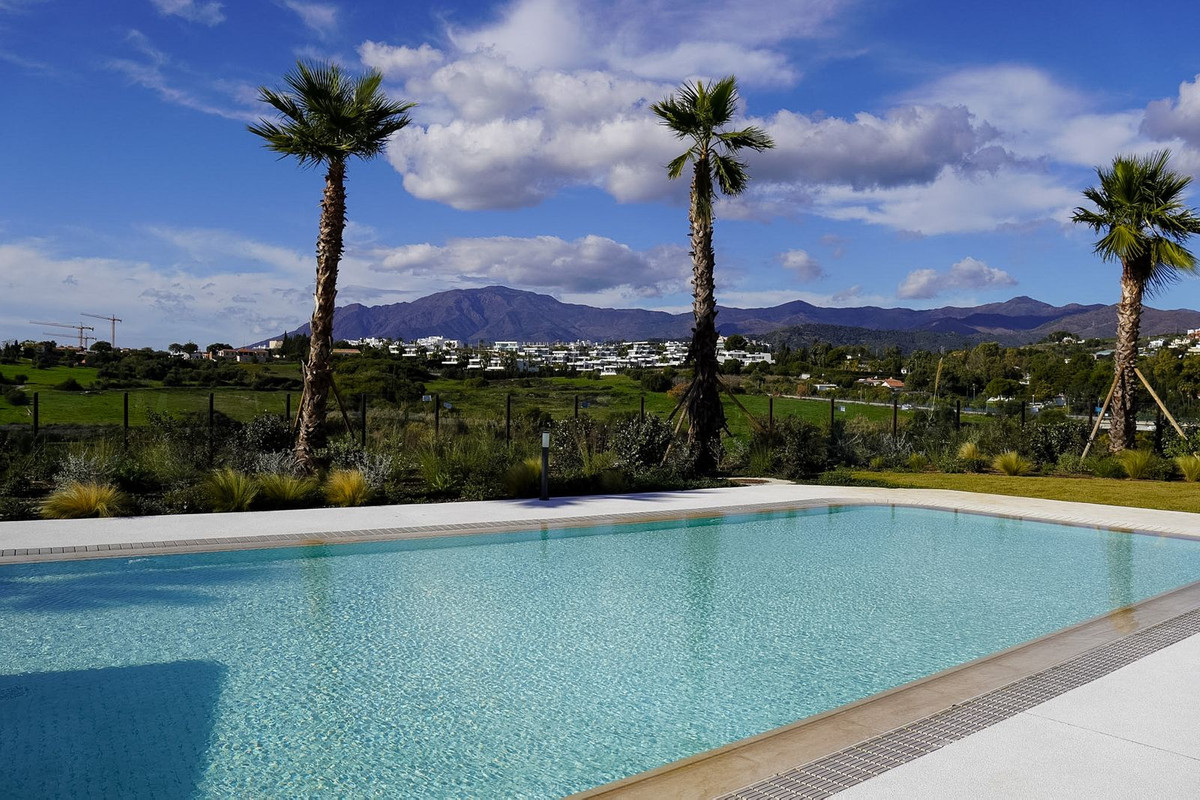 3 Bedroom Apartment in Estepona - Photo 24
