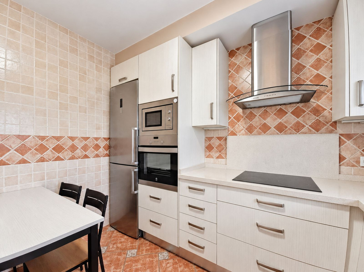 4 Bedroom Townhouse in Marbella - Foto 9