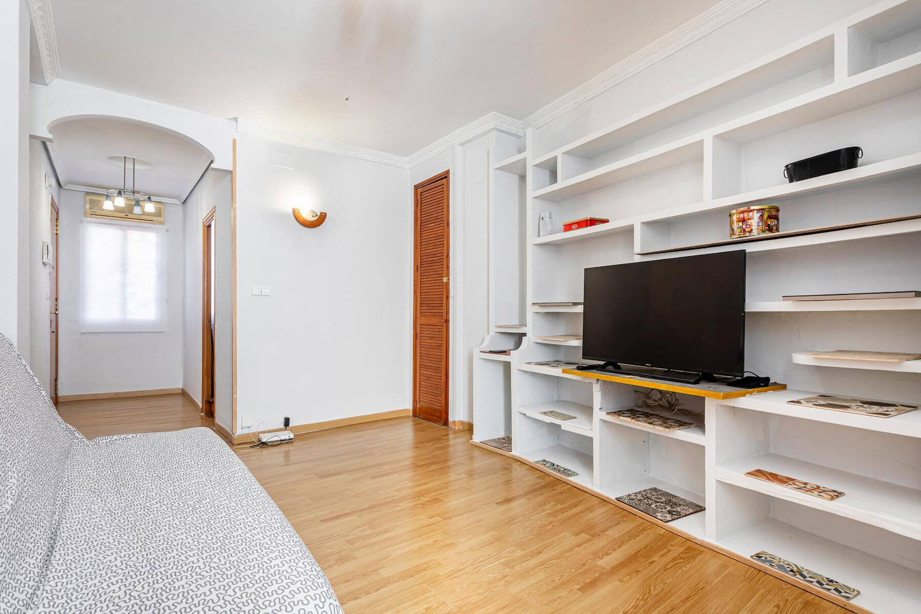 Piso de 1 dormitorio en Valencia – Foto 3