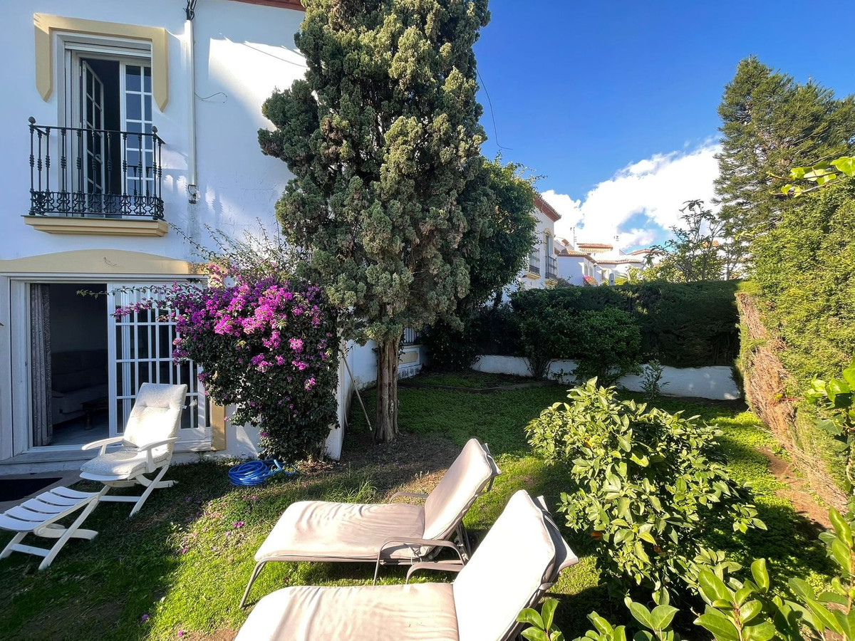 3 Bedroom Villa in Estepona - Photo 15