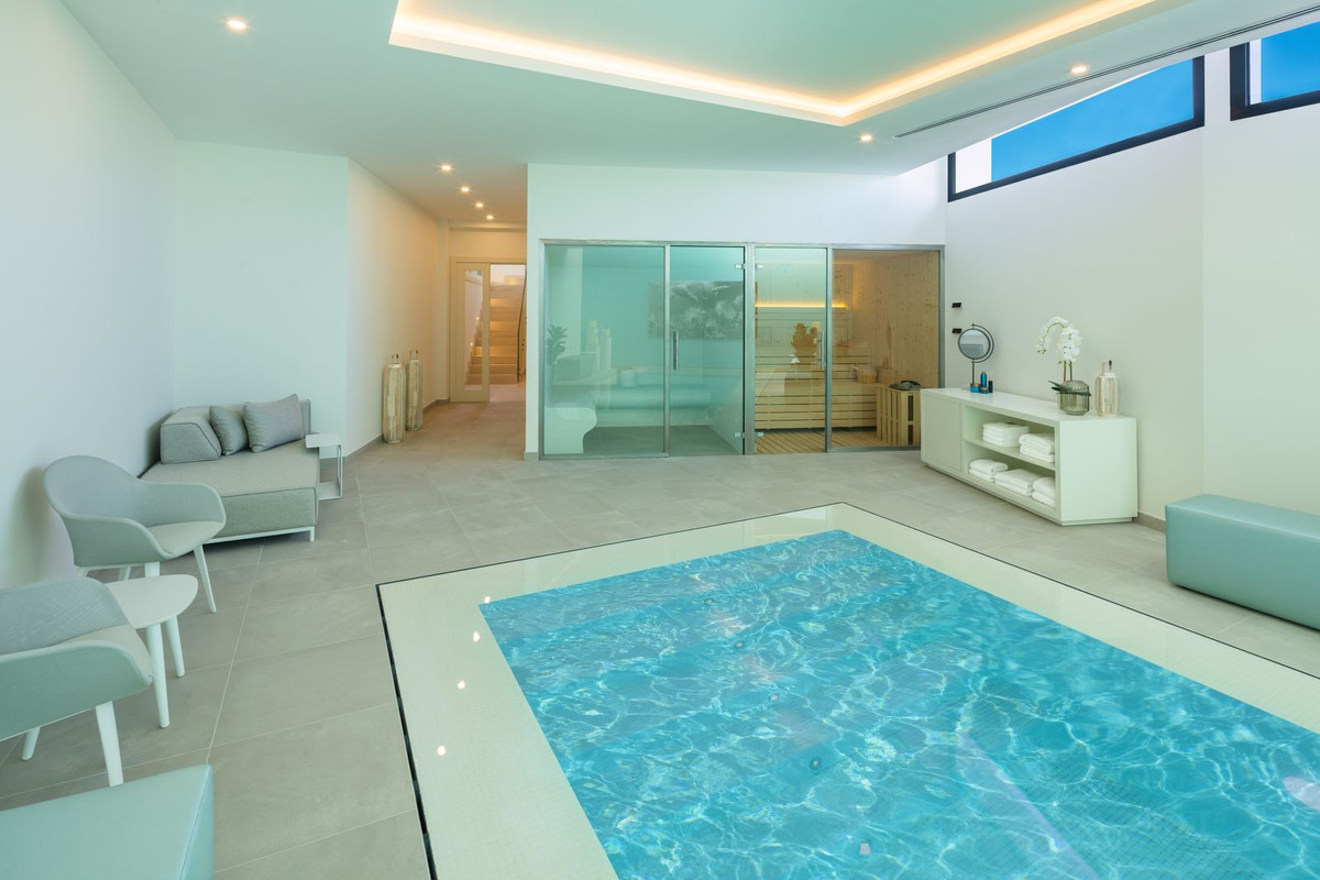 5 Bedroom Villa in Benahavís - Foto 23