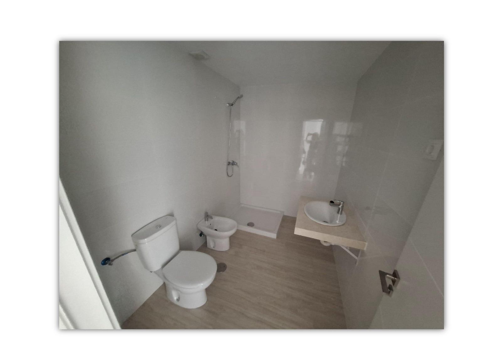 1 Bedroom Apartment in Fuengirola - Photo 11