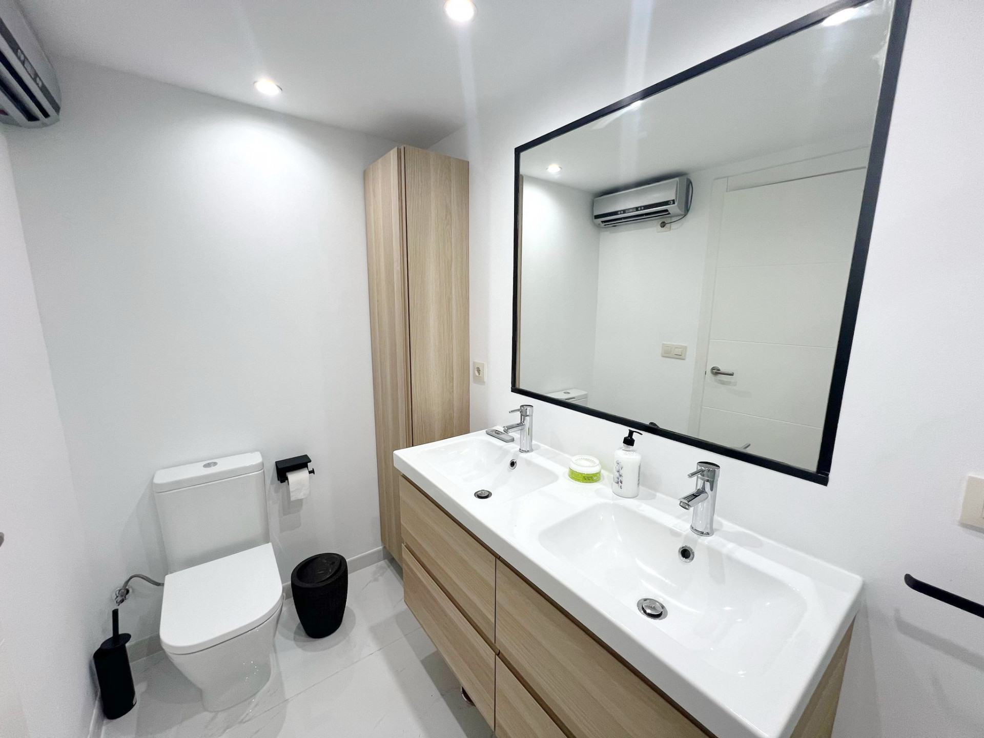 4 Bedroom Apartment in Marbella - Photo 5