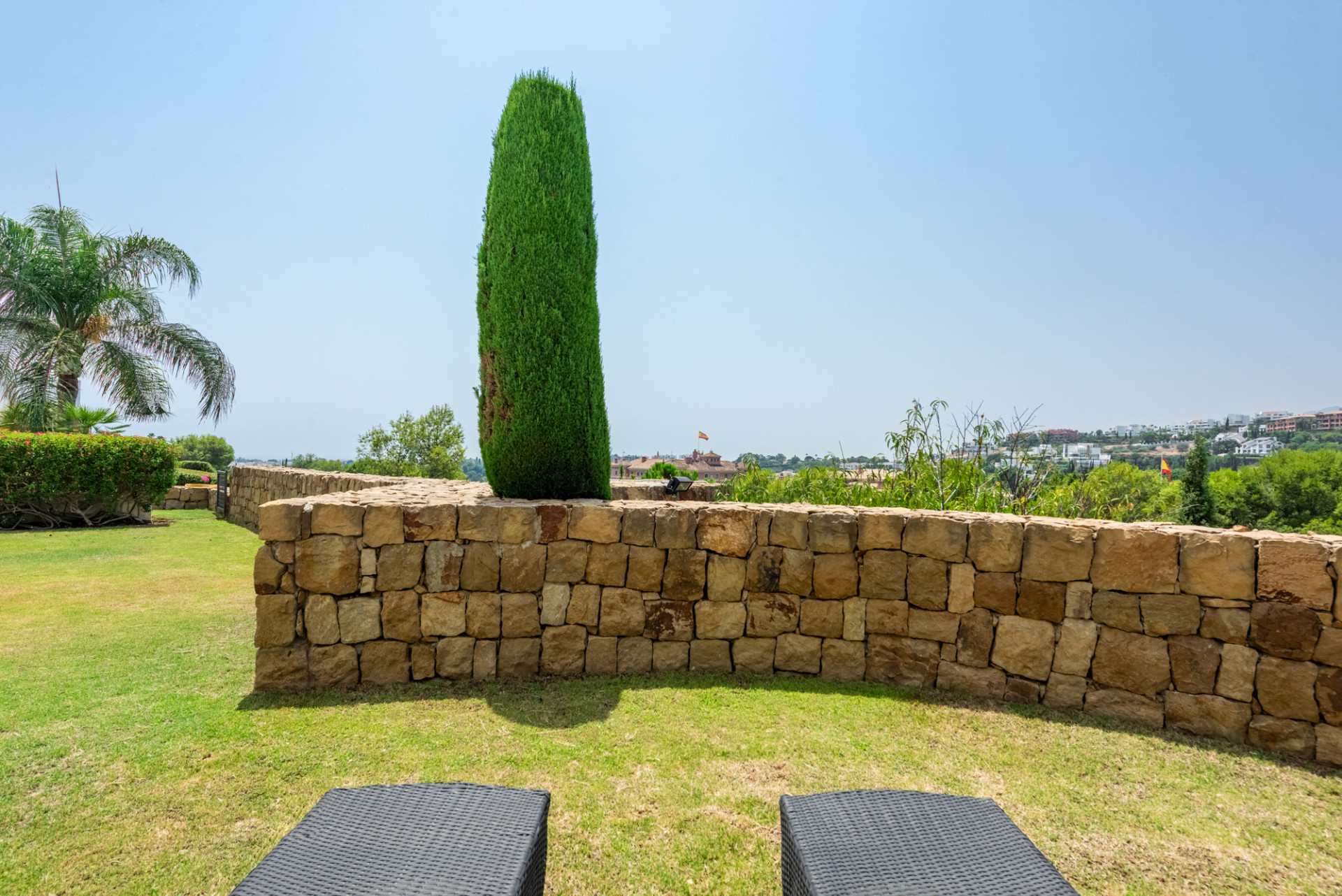 2 Bedroom Apartment in Benahavís - Photo 23