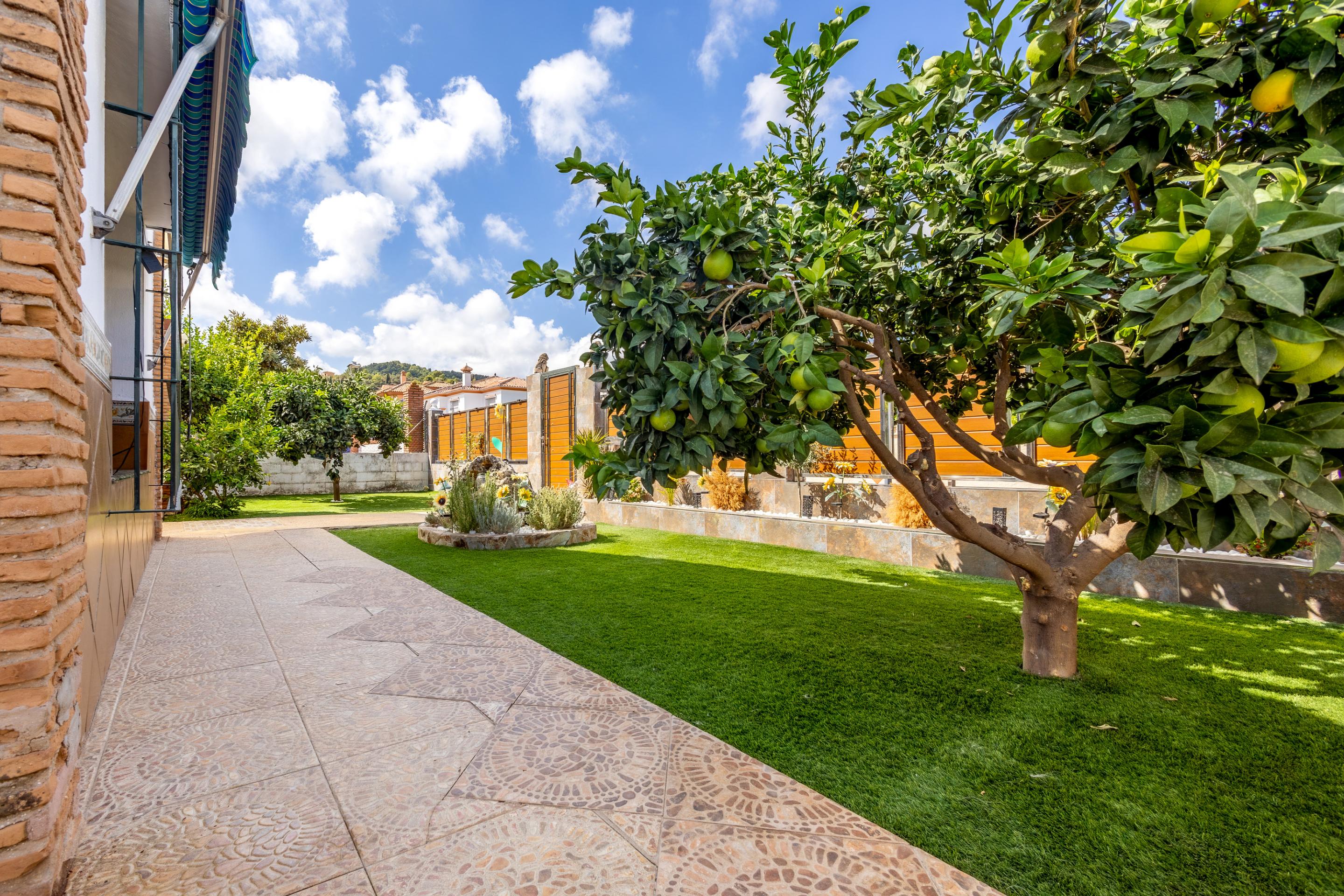 3 Bedroom Villa in Alhaurín de la Torre - Photo 4