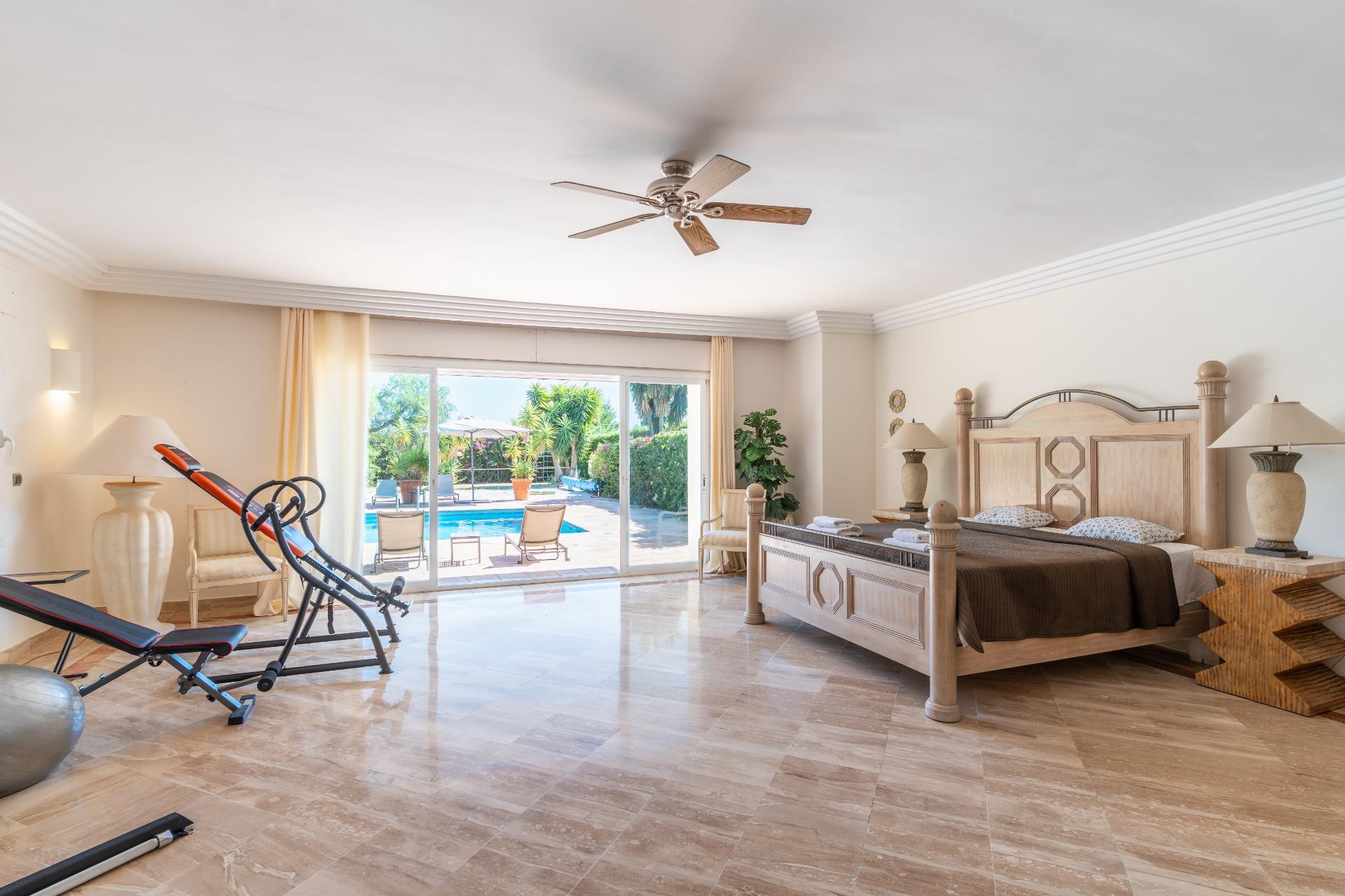 5 Bedroom Villa in Benahavís - Foto 14