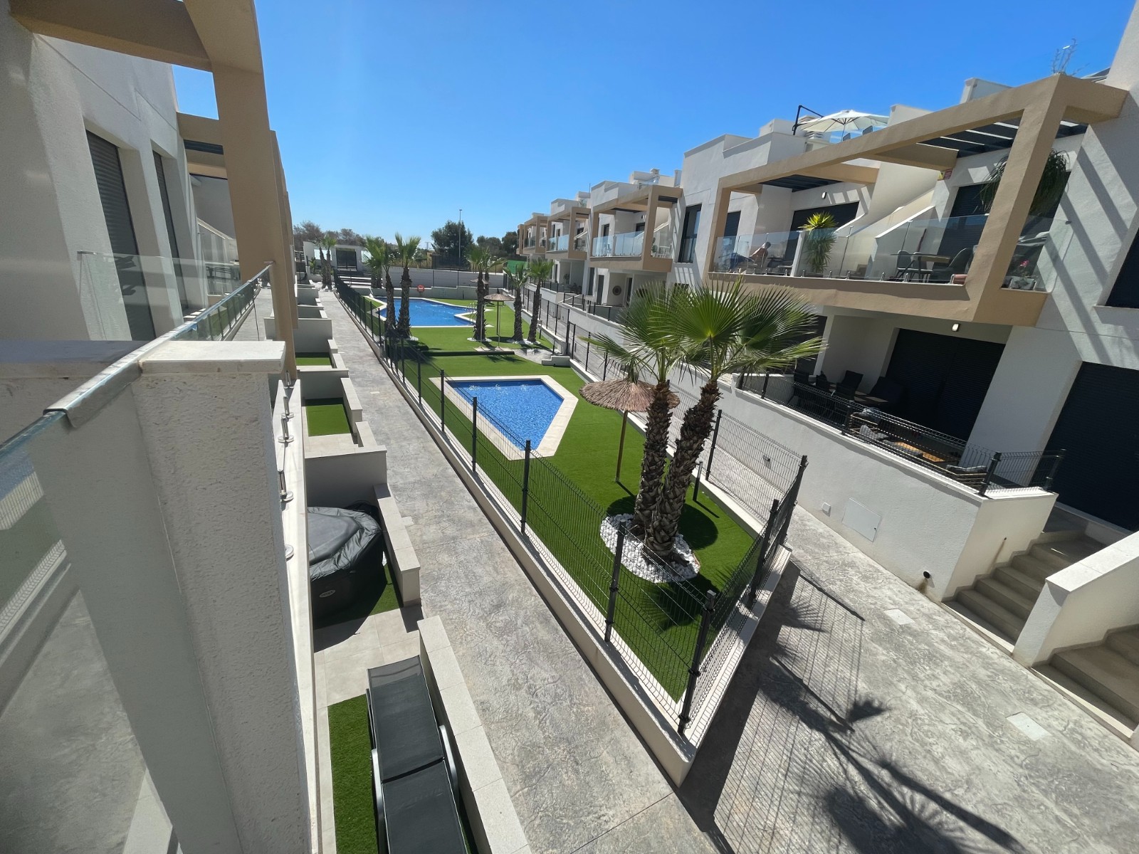 Apartamento com 2 quartos com piscina em Alicante, Espanha – Foto 4