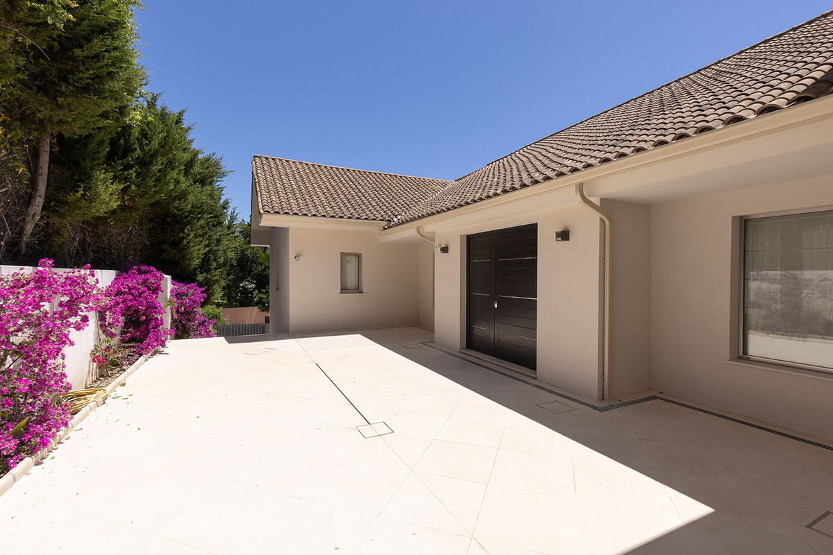 5 Bedroom Villa in Sotogrande - Photo 71