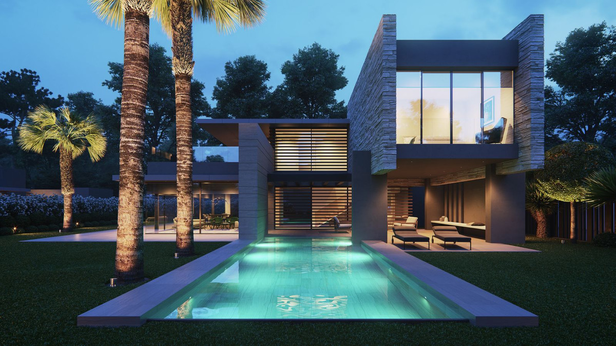 8 Bedroom Villa in San Pedro de Alcántara - Photo 2