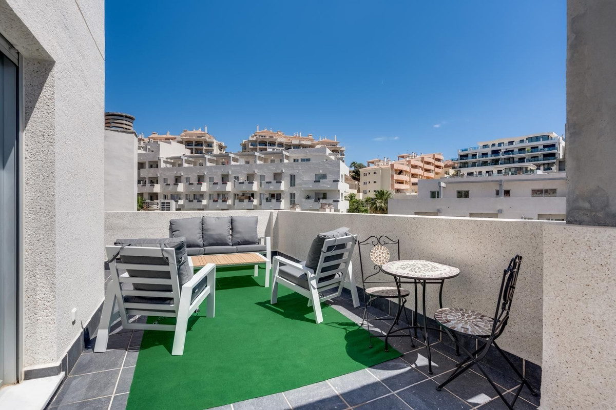 2 Bedroom Penthouse in Mijas - Photo 4