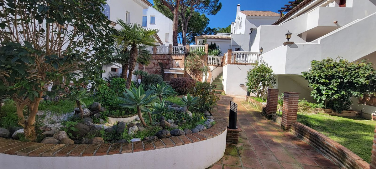 2 Bedroom Apartment in Marbella