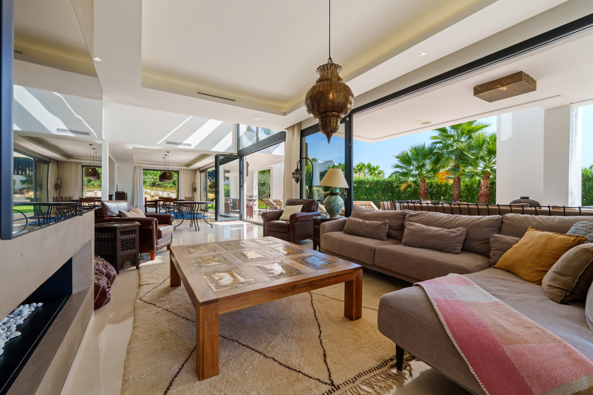 6 Bedroom Villa in Marbella - Photo 19