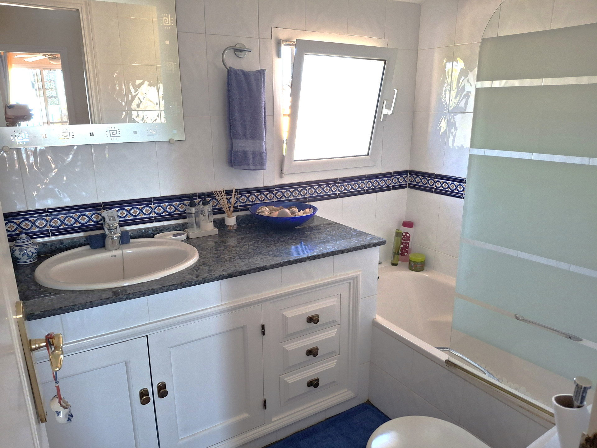 4 Bedroom Townhouse in La Alcaidesa - Photo 17